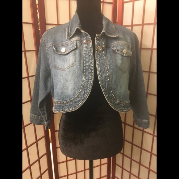 Paris Blues Jackets & Blazers - WOMENS PLUS SIZE DENIM  cropped JACKET size 2x
